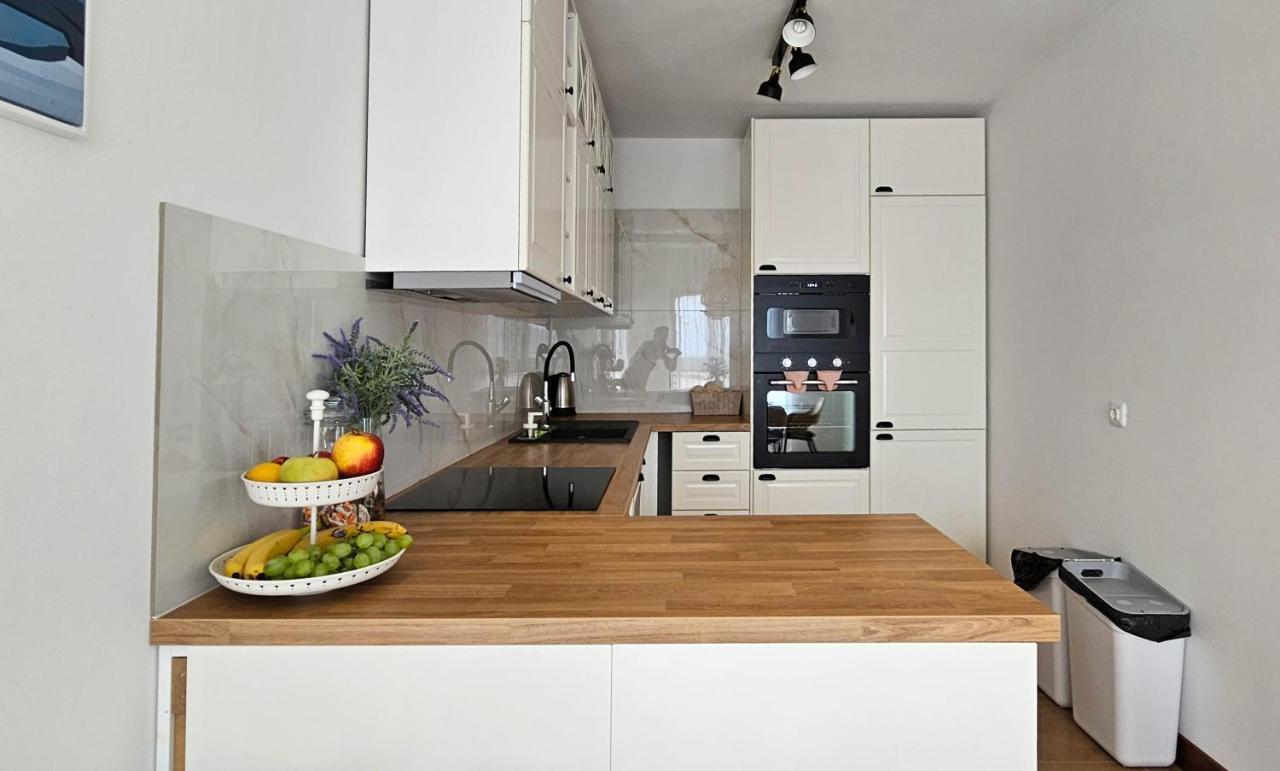 Apartment Bluemare B3 With Shared Pool Liznjan Exterior photo